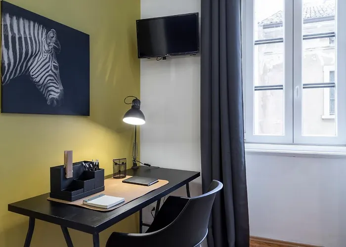 Nuovissimo Per 4 Ospiti + Wi-fi * Trieszt